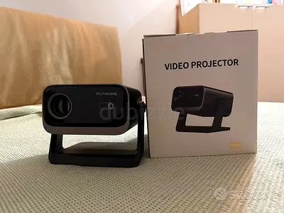 PUTRIMS S28 Projector