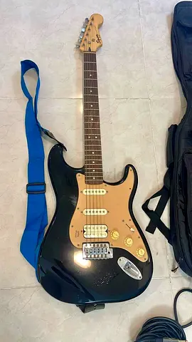 Fender Squier Bullett Strat Electric Guitar with Cable and Case
