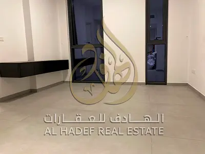 سكن راقي في الجادة — غرفة وصالة مع خدمات فندقية بسعر مميز الجادة – الشارقة  فرصة مميزة للسكن في الجادة داخل مجتمع حديث وراقي يوفر أسلوب حياة متكامل وخ