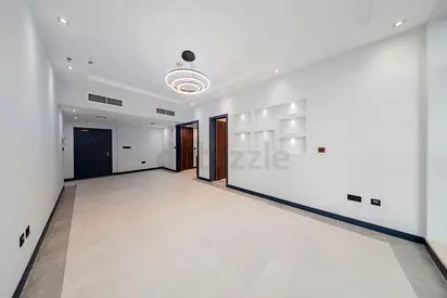 3BD Vacant ! Direct from owner ! Partial Sea View ! Lowest on market