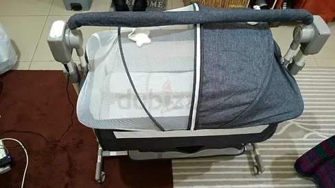 Portable bassinet/crib with canopy and storage - gently used