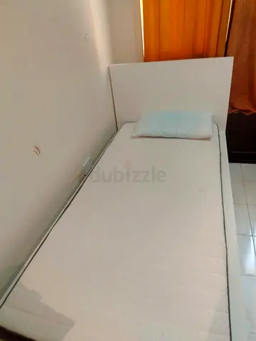 bed space for executive bachelors