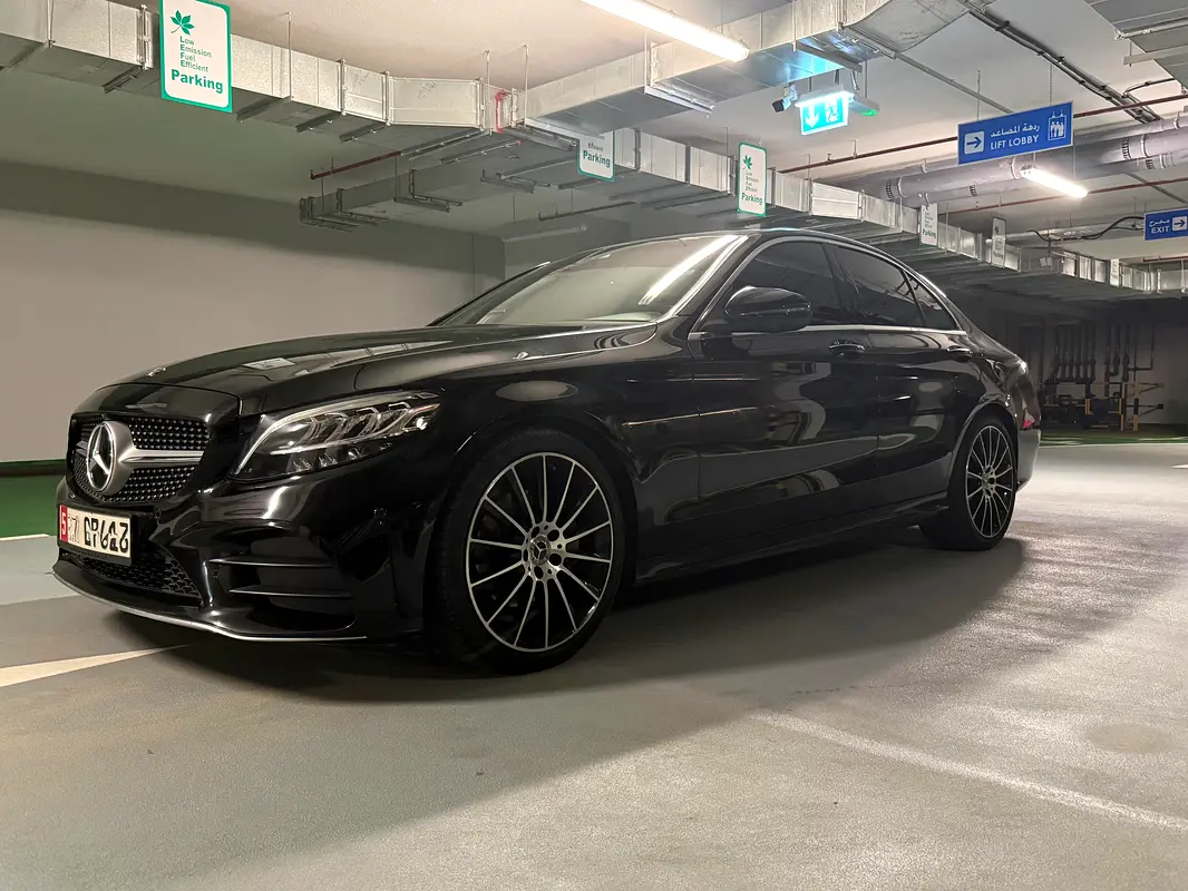 Mercedes-Benz C-Class 2019 — photo 1 of 9