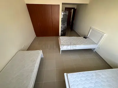 Executive Female Bed Space Al Khail Gate for Srilankan