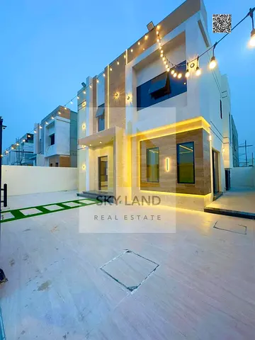 Own your dream villa on a corner lot with two street frontages - water and electricity fees included - and a great discount for cash payments.