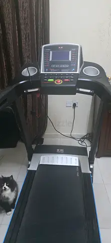 Used Treadmill in Good Working Condition - Home Fitness Machine