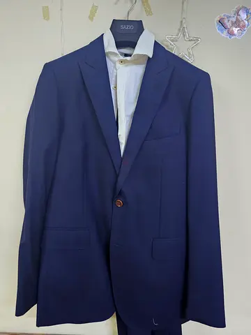 Sacoor brothers suit