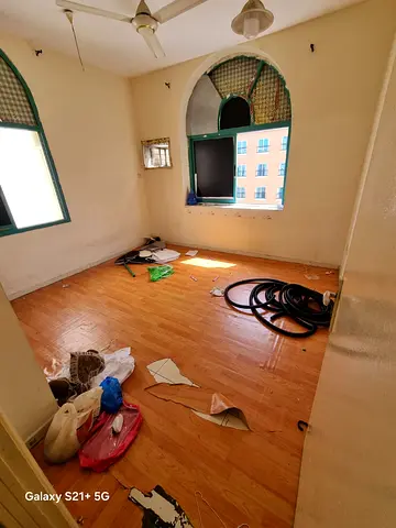 2 Bedroom Apartment for Rent in Al Nabba near Clock Tower – Balcony, Central Gas, Prime Location, Only AED 28,000 Yearly, Ideal for Bachelors, Close t