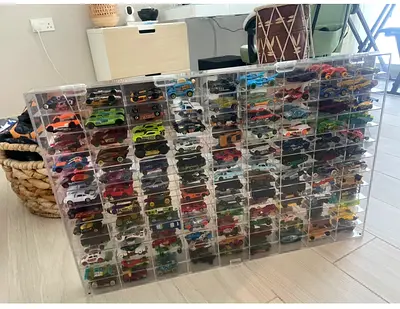 Hot wheels with acrylic case