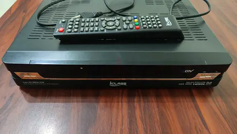 iClass DVB-T2 Digital TV Receiver / Set-Top Box with Remote - Used