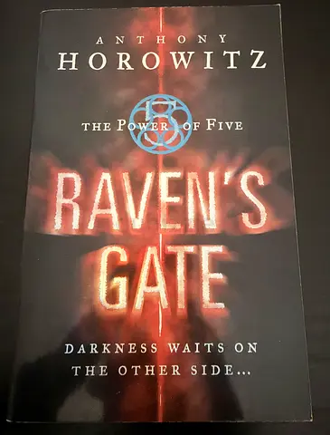 Ravens Gate (The Power of Five #1) by Anthony Horowitz