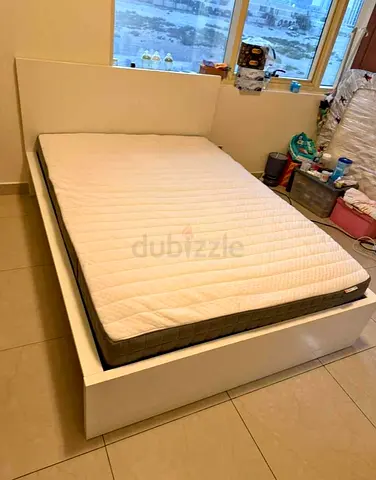 IKEA malam double‑size bed (140 × 200 cm) with 2 storage drawers underneath and an IKEA mattress ✨