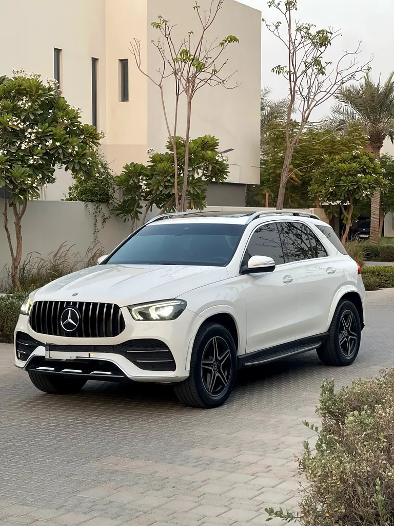 Mercedes-Benz GLE-Class 2020 — photo 1 of 12