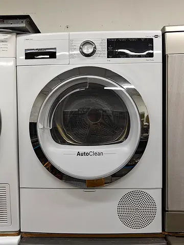Bosch series 8 dryer heat pump in excellent condition