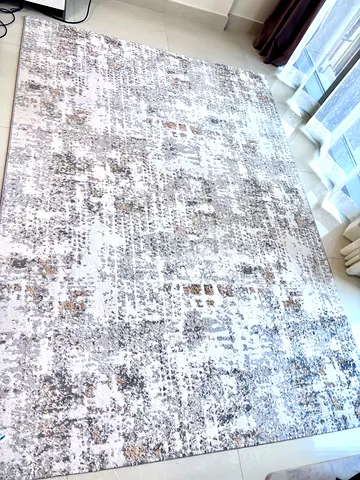 Light Grey Abstract Area Rug - Good Condition 160*230