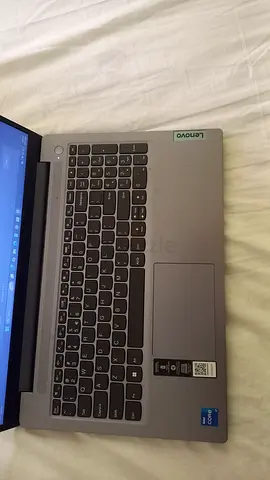 Lenovo ideapad slim3 , i7 13th gen, Windows 11 - i7, 16GB RAM, 512, price 1250 only (same like new)