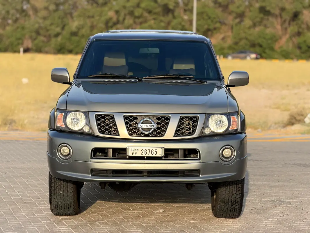 Nissan Patrol Safari 2020 — photo 1 of 10