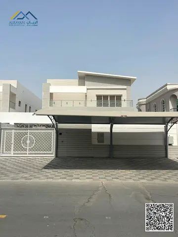 Own your dream home: a comfortable villa with a tranquil atmosphere, a unique architectural masterpiece, a warm home for the whole family in a peacefu