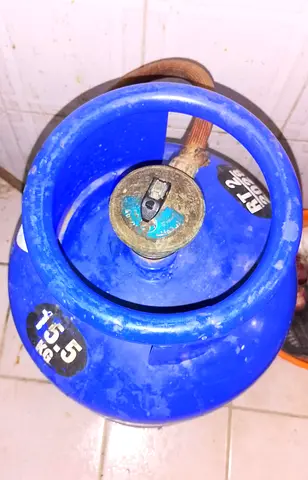 Full gas cylendar with regulator and hose