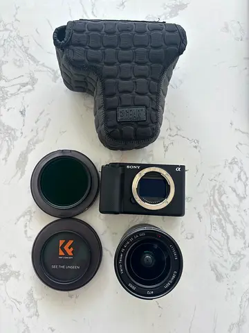 Sony ZV-E1 Camera With 16-35mm F4 Sony Lens (+ KF Filters + SD Cards)