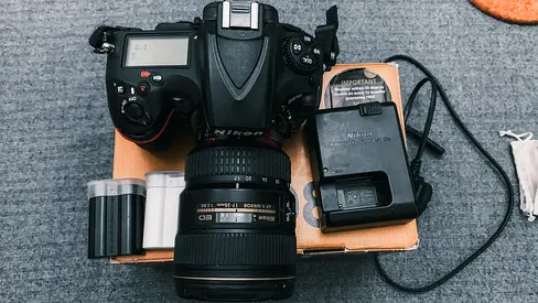 Nikon D810 w/ Nikon 17-35mm f2.8 ED Lens and extra accessories