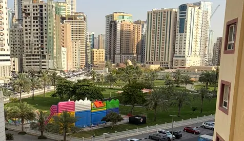 Private Room with Balcony (Majaj 3 Sharjah)