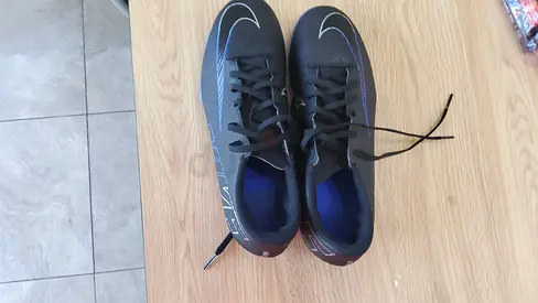 Used Nike Football/Soccer Cleats - Size (please confirm) - Good Condition