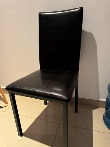 Black leather Chair