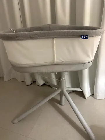 Halo Bassinet Swivel Sleeper 3.0