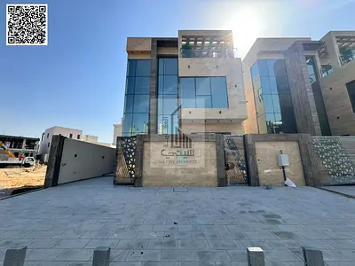 فيلا فاخرة مكونة من 3 طوابق مع شلال وتشطيب فاخر