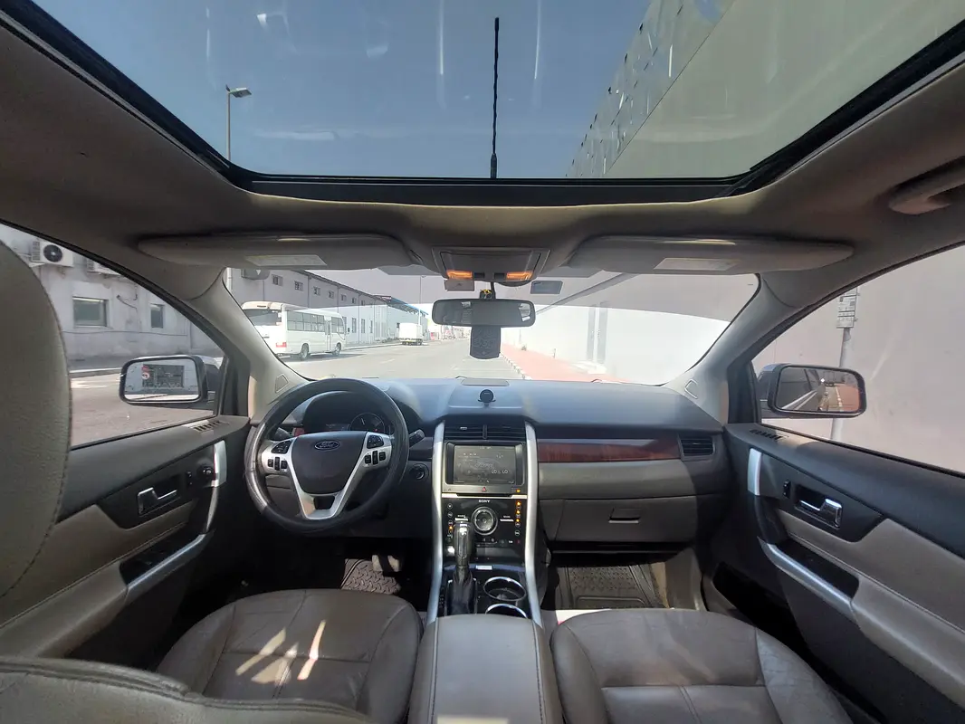 Ford Edge 2014 — photo 1 of 6