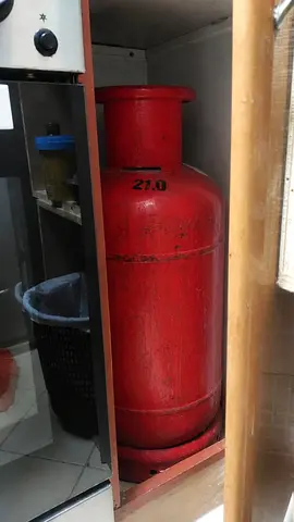 Used LPG Gas Cylinder (21kg) - Good Condition