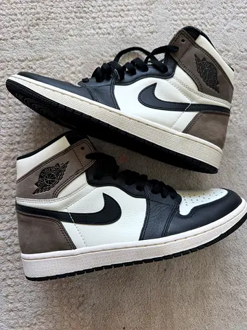 Air Jordan 1 High OG “Dark Mocha”