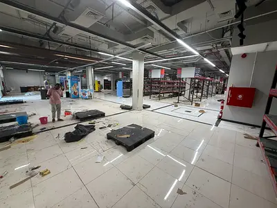Warehouse/Commercial Space for Annual Rent – ​​Al Jurf 3, Ajman A prime opportunity to conduct various commercial activities in a strategic and vibran