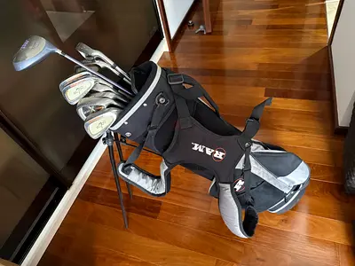 Complete Golf Club Set with Stand Bag
