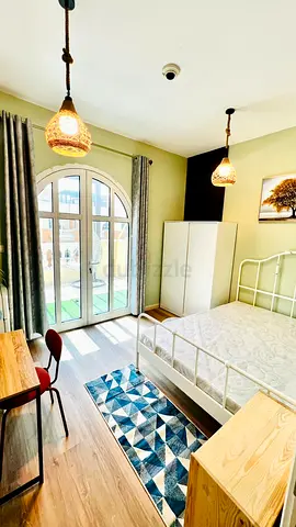 URGENT!  Luxurious modern room!