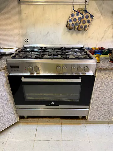 Used Electrolux Stainless Steel Gas Cooker with Oven - Good Working Condition