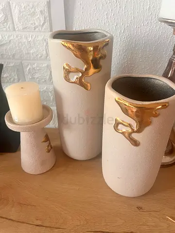 Flower vase with candle stand