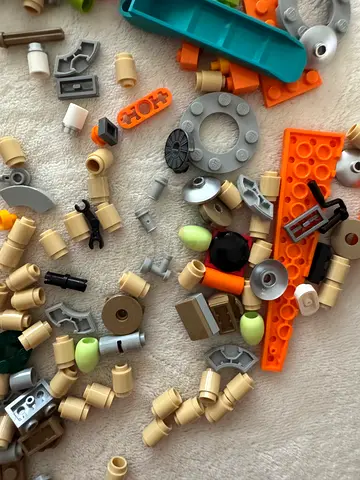Original LEGO leftovers
