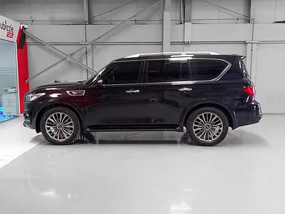 2021 Infiniti QX80 — фото 5