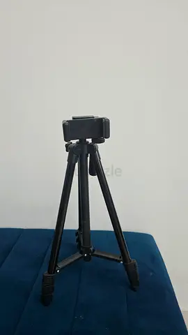 Lightweight Adjustable Camera Tripod with Pan Head