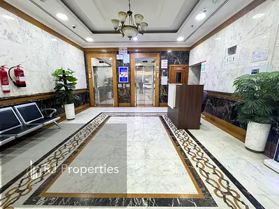 LUXURY 2bhk with waderobe close to park family bulding ready to move parking only jest 48k