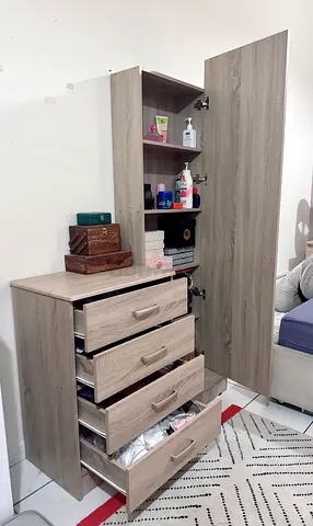 Brand new dressing/vanity table with lots of storage