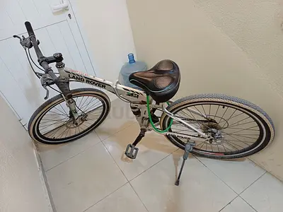 Used Land Rover branded adult mountain bike - good working condition