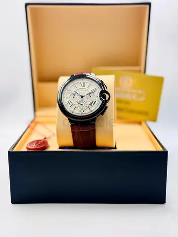 Cartier classy watch with chrono mens