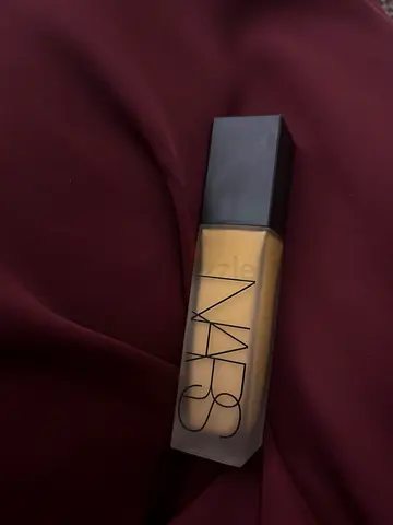 NARS Liquid Foundation - Used, Good Condition. By accident by wrong colour , use it once .