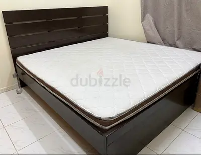Solid Wood King Bed frame with  Hypoallergenic Mattress Mattress (190x180) - Very Good Condition