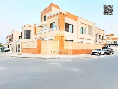 Your dream villa is luxurious, close to all services, freehold ownership for all nationalities, and banking facilities are available.