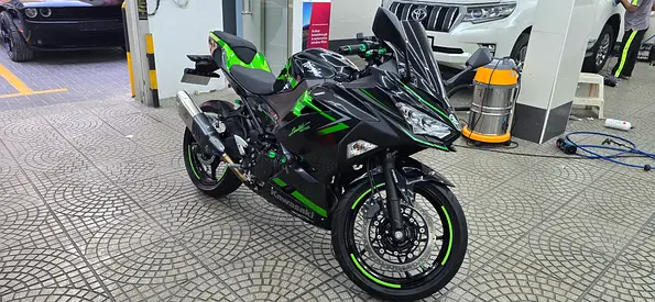 Kawasaki Ninja 400 2024 ciramic coated immaculate condition first owner in UAE