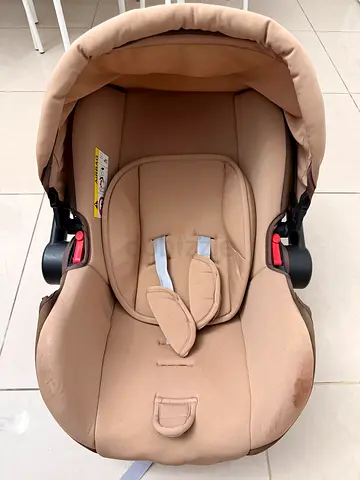 Infant car seat